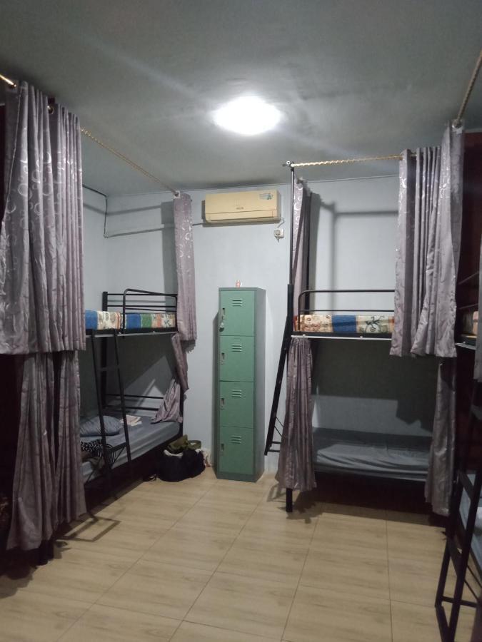 Belitung Backpacker Apartment Tanjung Pandan Exterior photo